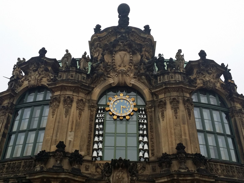 A-Lange-post24